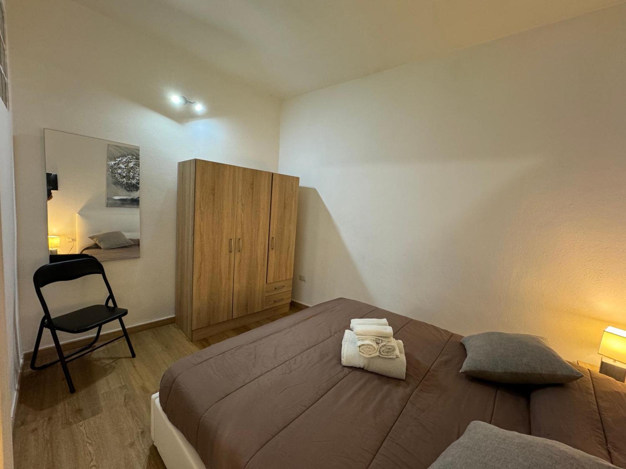 Civico 19 2Pax Apartment Sassari Bagian luar foto